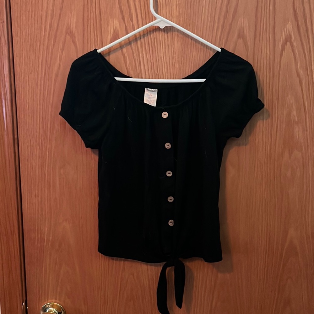 Medium Off the Shoulder Black top
